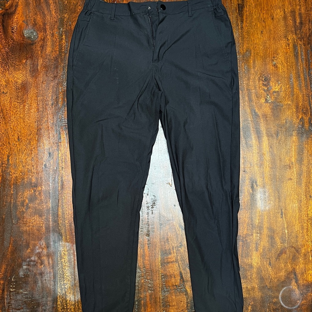 Cuts Clothing Black Mens Athletic Jogger Pants Medium